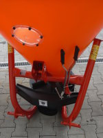 Heckstreuer 200l mit Zapfwellenantrieb Salzstreuer Düngerstreuer