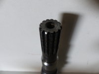 Allradwelle YTO SG254 (vorn)