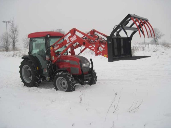 Frontlader Agromasz L-107 Farmtrac Escort 550DT