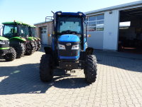 YTO NMF 704C Allradtraktor