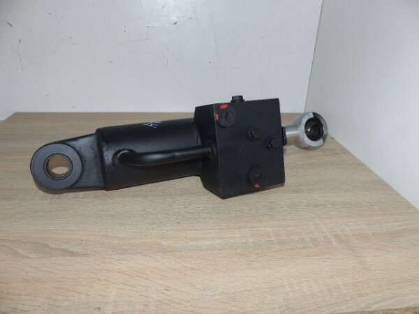 Hubzylinder rechts Heckkraftheber MK3050