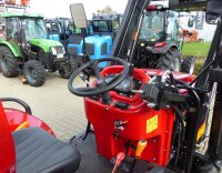 JINMA 254e mit Frontlader