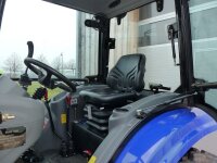 Allrad-Traktor MK-1050 mit Kabine und Frontlader