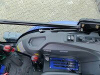 Allrad-Traktor MK-1050 mit Kabine und Frontlader