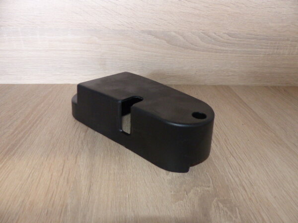 Verkleidung Türschloss rechts Kunststoff YTO