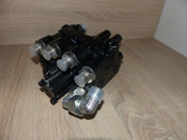 Steuerblock Frontlader Agromasz