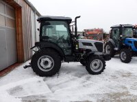 Allrad-Traktor MK-3050K mit Kabine