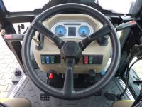 Allrad-Traktor MK-1025 mit Kabine und Frontlader