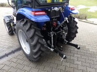 Allrad-Traktor MK-1025 mit Kabine und Frontlader