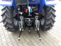 Allrad-Traktor MK-1025 mit Kabine und Frontlader