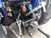 Allrad-Traktor MK-1025 mit Kabine und Frontlader